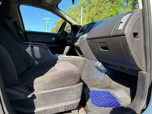 Used 2010 Ford Edge SE image 26