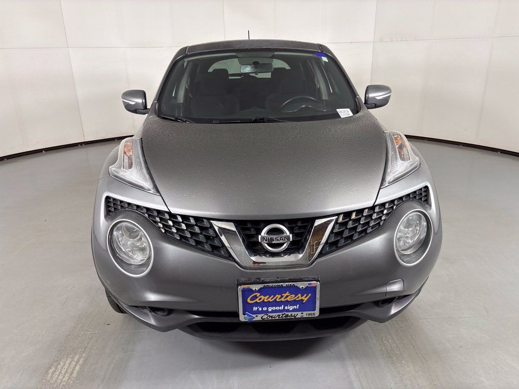 Used 2017 Nissan Juke SV AWD/4WD image 3