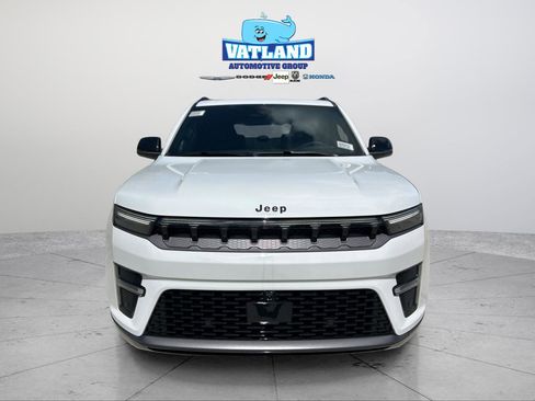 New 2026 Jeep Grand Wagoneer L Limited AWD/4WD image 8