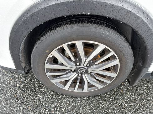 Used 2023 Nissan Kicks SV FWD image 13