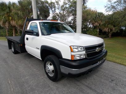 Used 2006 Chevrolet Silverado 3500 Reg Cab 161.5 WB, 84.9 CA 2W