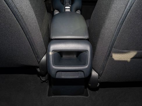 Certified 2023 Honda HR-V LX image 18