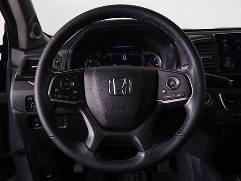 Used 2022 Honda Pilot Black Edition image 39