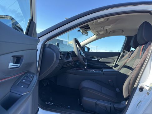 New 2026 Nissan Sentra SR image 11