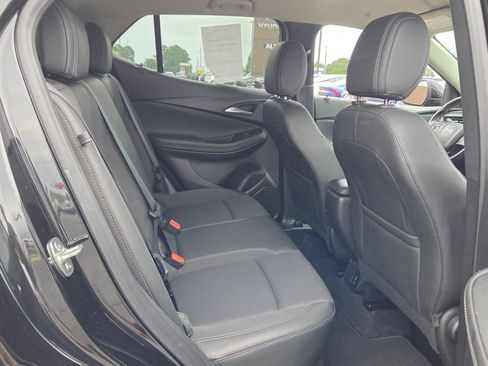 Used 2025 Buick Encore GX Preferred FWD image 15