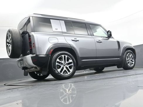 Used 2020 Land Rover Defender 110 SE AWD/4WD image 39