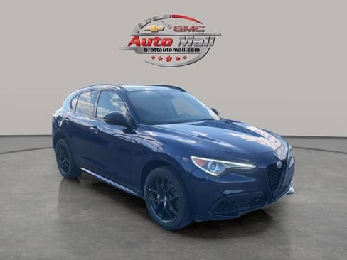 Used 2021 Alfa Romeo Stelvio Ti w/ Nero Edizione image 7