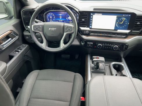 Certified 2023 Chevrolet Silverado 1500 RST w/ Redline Edition image 28