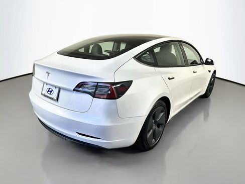 Used 2021 Tesla Model 3 Standard Range Plus RWD image 5