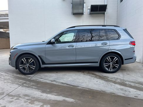 Certified 2023 BMW X7 xDrive40i w/ Executive Package image 5
