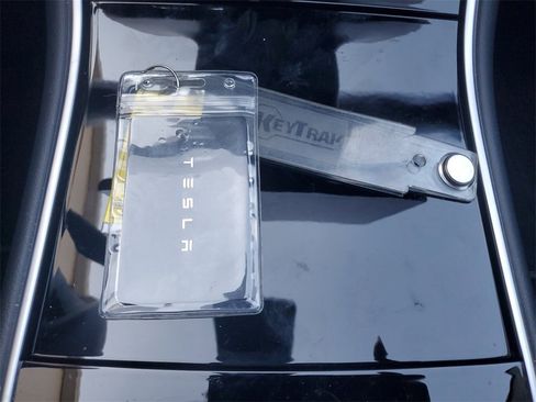 Used 2020 Tesla Model 3 Long Range image 28