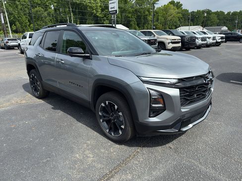New 2026 Chevrolet Equinox RS FWD image 10