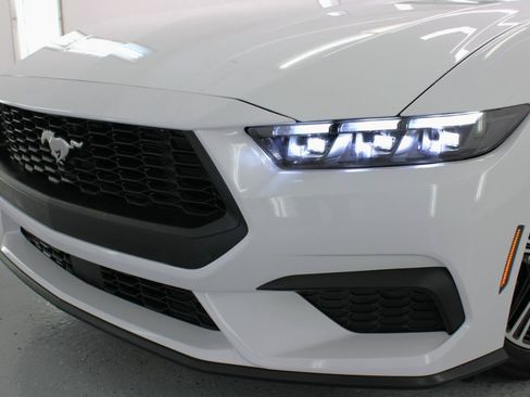 Used 2025 Ford Mustang Premium RWD image 21