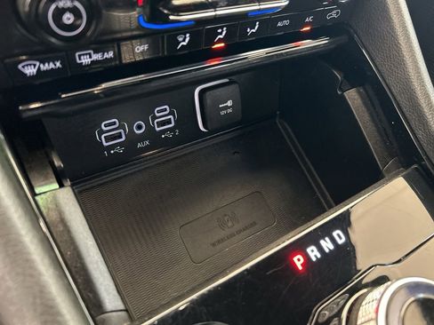 Used 2023 Jeep Grand Cherokee L Altitude image 47