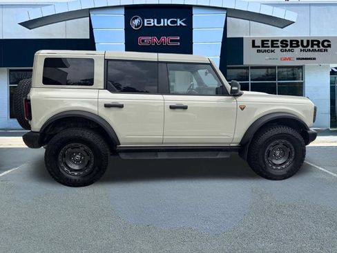 Used 2025 Ford Bronco Badlands AWD/4WD image 8