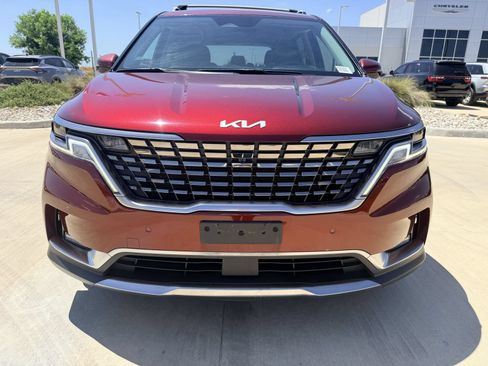Used 2023 Kia Carnival SX FWD image 12