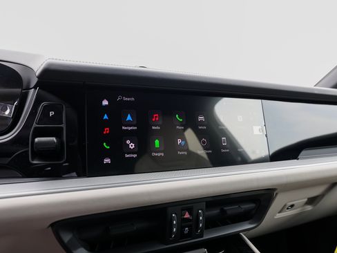 New 2025 Porsche Cayenne E-Hybrid Coupe image 18