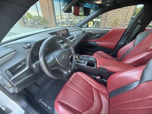 Used 2019 Lexus ES 350 F Sport w/ Accessory Package 2 FWD image 18