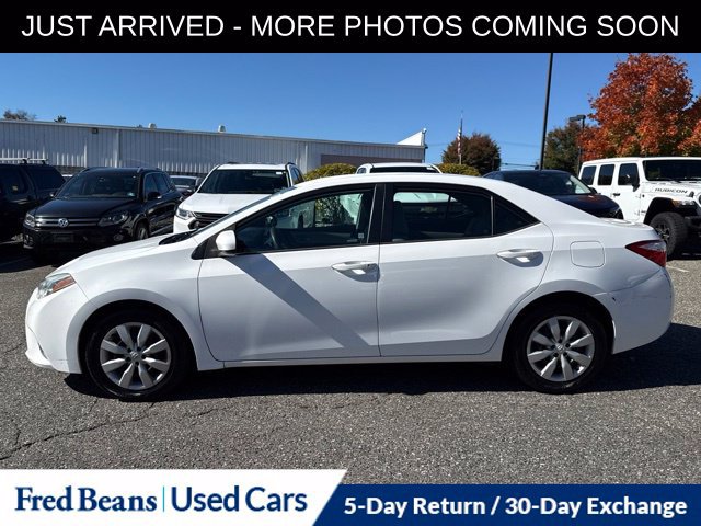 Used 2015 Toyota Corolla LE FWD image 4