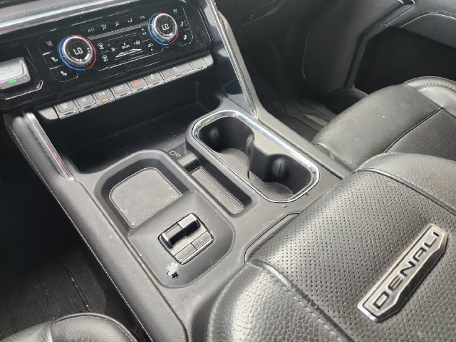 Used 2025 GMC Sierra 2500 Denali w/ Denali Reserve Package AWD/4WD image 18
