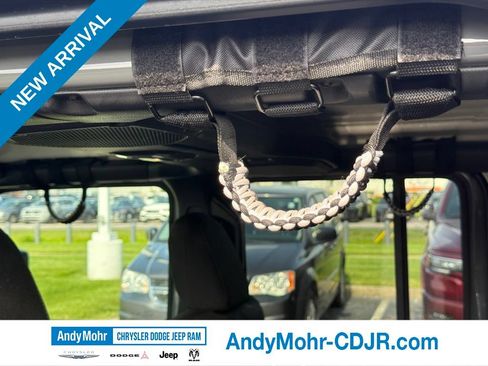 Used 2018 Jeep Wrangler Unlimited Sport S AWD/4WD image 15