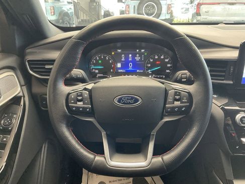Used 2022 Ford Explorer ST-Line w/ Class IV Trailer Tow Package image 15