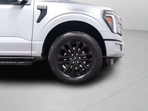 Used 2024 Ford F150 Lariat w/ Equipment Group 502A High AWD/4WD image 7
