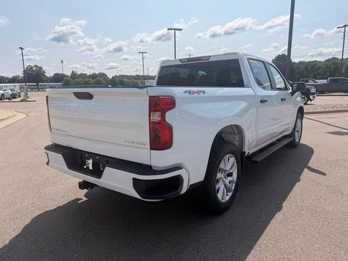 Used 2022 Chevrolet Silverado 1500 Custom AWD/4WD image 3
