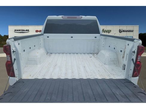 Used 2023 Chevrolet Silverado 1500 Custom AWD/4WD image 9