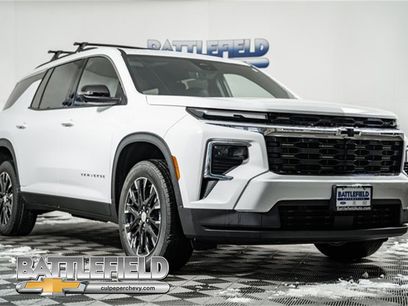 New 2026 Chevrolet Traverse LT w/ Sun and Wheel Package