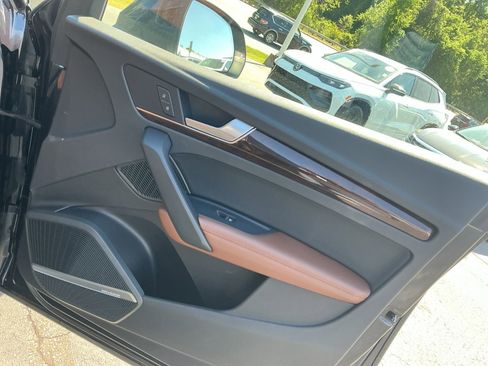 Used 2018 Audi Q5 Prestige w/ Prestige Package image 35