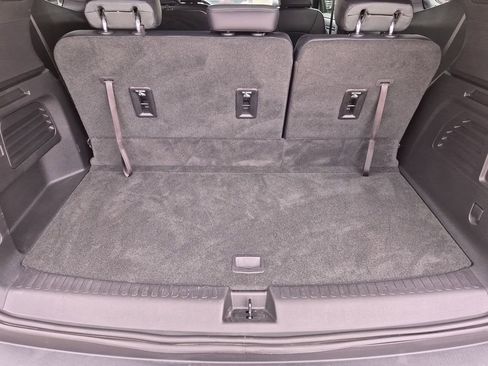 New 2026 GMC Acadia AT4 w/ Luxury Package AWD/4WD image 39