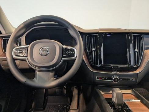 Used 2023 Volvo XC60 B5 Plus w/ Protection Package Premier image 16