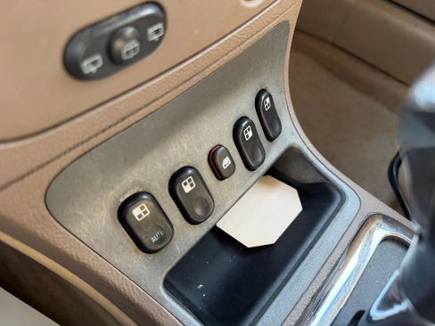 Used 2006 Chevrolet HHR LT w/ Preferred Equipment Group FWD image 21