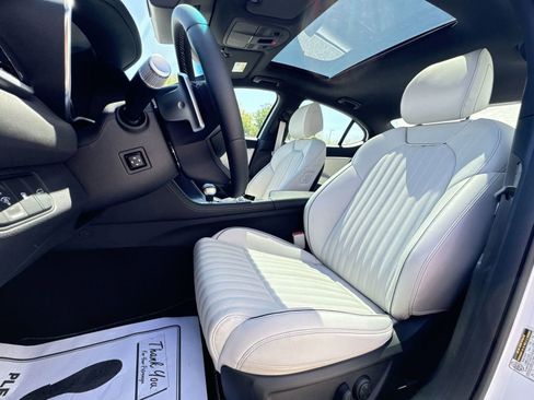 New 2025 Genesis G70 2.5T w/ Sport Prestige Package image 17