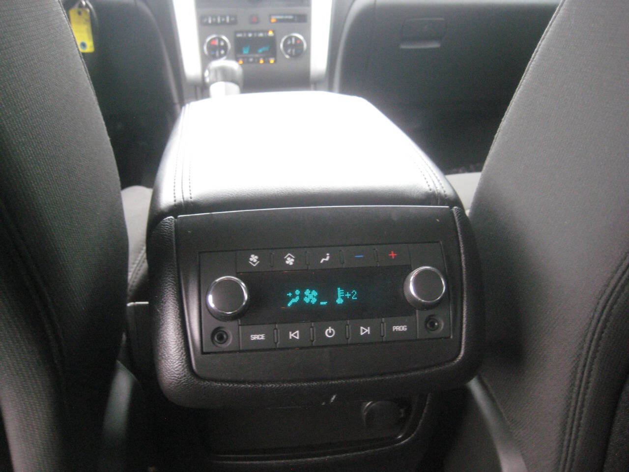 Used 2012 Chevrolet Traverse LT AWD/4WD image 9