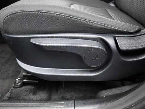 Used 2023 Kia Sportage LX AWD/4WD image 7