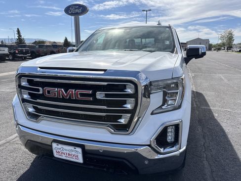 Used 2021 GMC Sierra 1500 SLT w/ SLT Premium Plus Package image 2