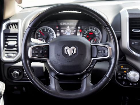 Used 2021 RAM 1500 Laramie w/ Off Road Group image 11