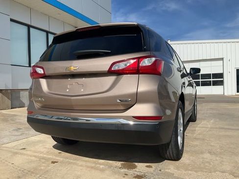 Used 2018 Chevrolet Equinox Premier image 36