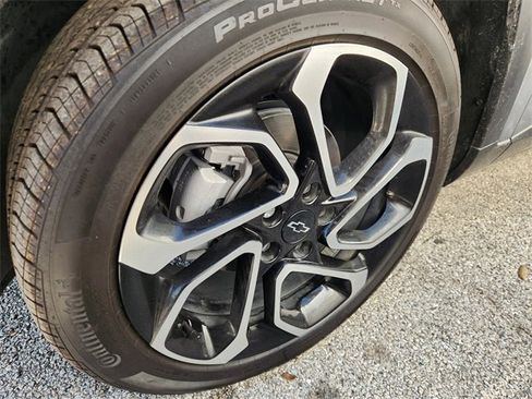 Used 2024 Chevrolet Trax RS w/ Driver Confidence Package image 9