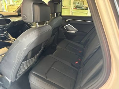 Used 2025 Audi Q3 2.0T Premium AWD/4WD image 23