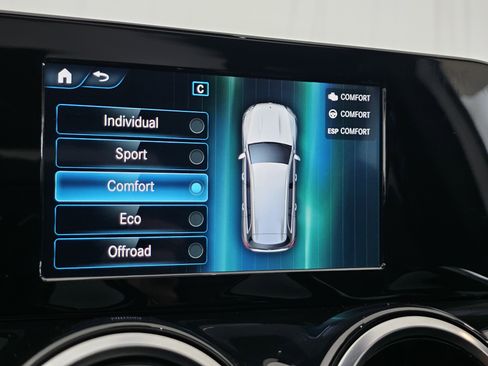 Used 2020 Mercedes-Benz GLB 250 GLB 250 image 43