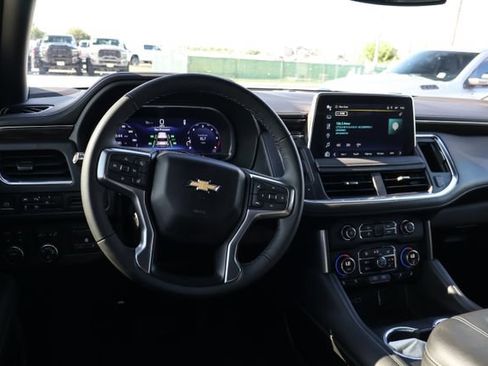 Used 2023 Chevrolet Tahoe LT w/ LT Signature Package AWD/4WD image 12