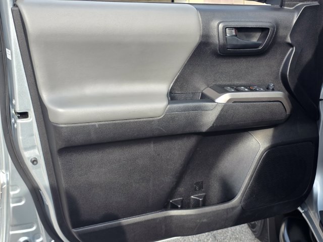 Used 2023 Toyota Tacoma SR5 RWD image 8