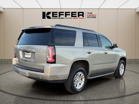 Used 2017 GMC Yukon SLT image 5