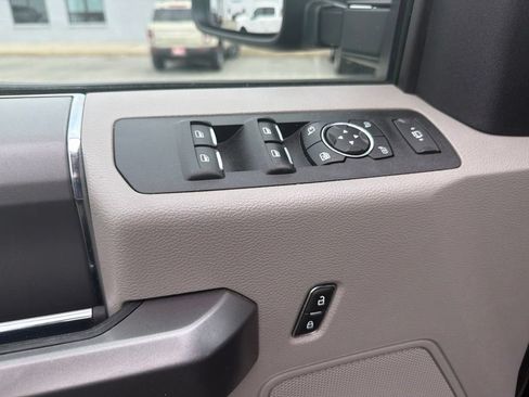 Used 2021 Ford F250 XLT w/ Tremor Off-Road Package AWD/4WD image 18