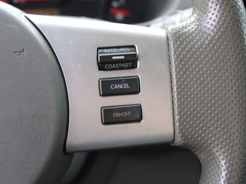 Used 2020 Nissan Frontier SV w/ Midnight Edition Floor Mats image 12