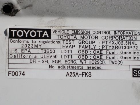 Used 2023 Toyota RAV4 XLE image 12