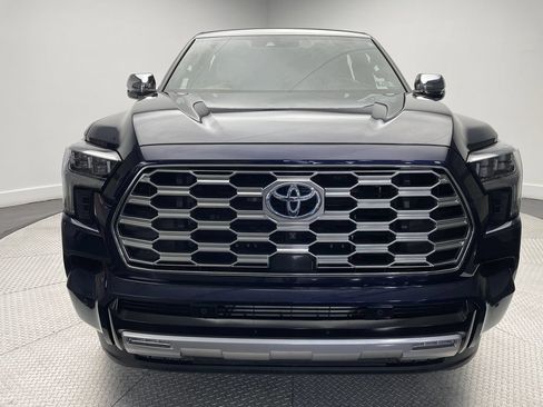Used 2024 Toyota Sequoia Capstone AWD/4WD image 2